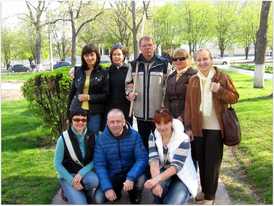 Участь у суботнику: хороший настрій та охайна територія!